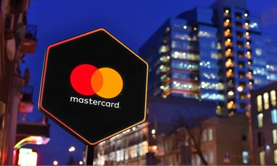 Hai nửa cam đỏ trên logo nổi tiếng của thương hiệu Mastercard (ảnh: The Brand Hopper).